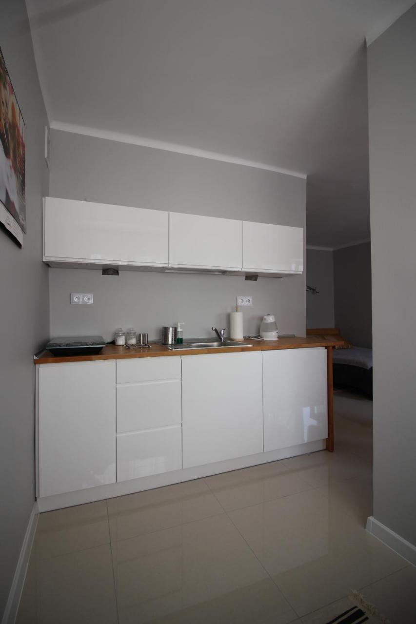Apartament Pod Jasna Gora เชสโตฮอวา ภายนอก รูปภาพ